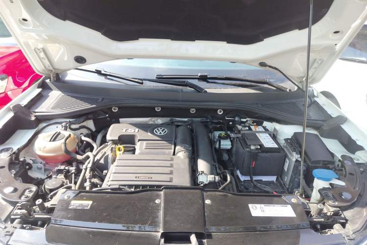 Used Volkswagen T-ROC 2019 230TSI DSG Two-Wheel-Drive Advanced Version China VI Standard