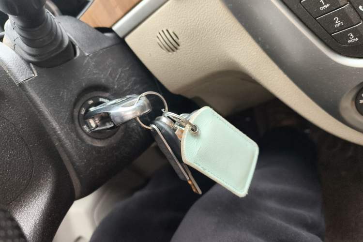 Used Buick Excelle 2015 1.5L Manual Classic Trim
