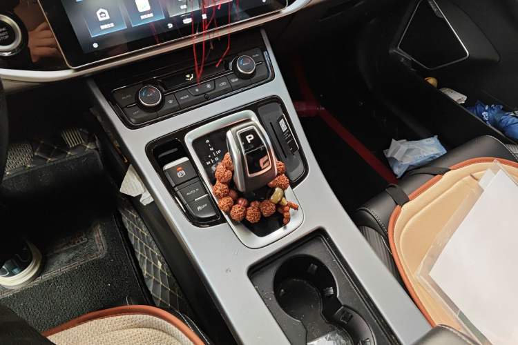 Used Geely Auto Emgrand X7 Sport 2021 Million Edition 1.8TD DCT Two-Wheel Drive Comfort Model
