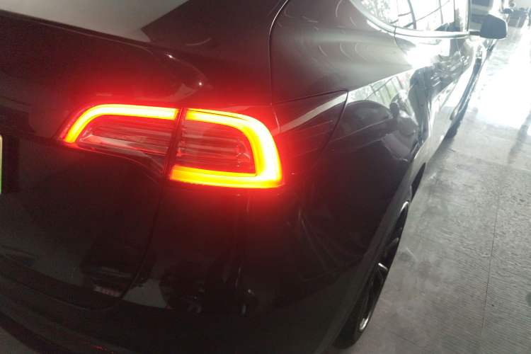 Used Tesla Model Y 2022 Rear-Wheel-Drive Version
