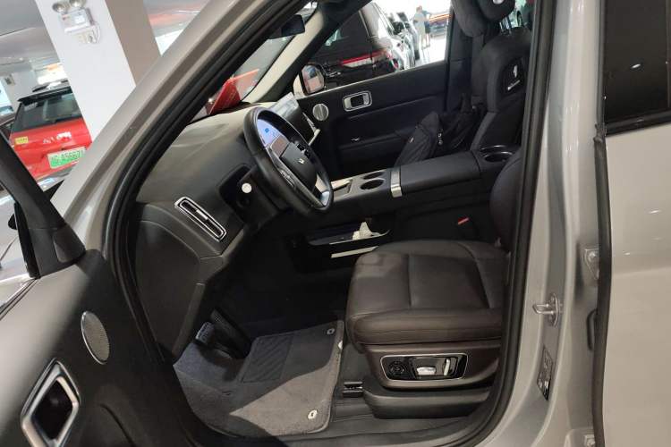 Used Li Auto L9 2022 Max model
