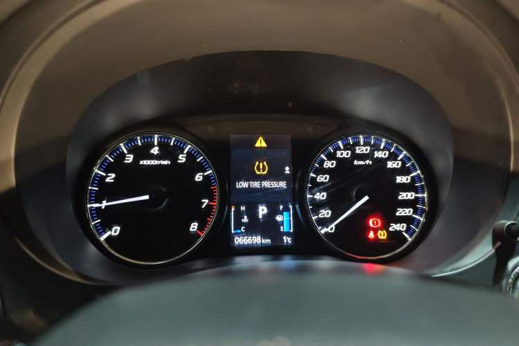 Used Mitsubishi Outlander 2021 Revised Version 2.0L Two-Wheel Drive Enjoyment Edition 5 Seats