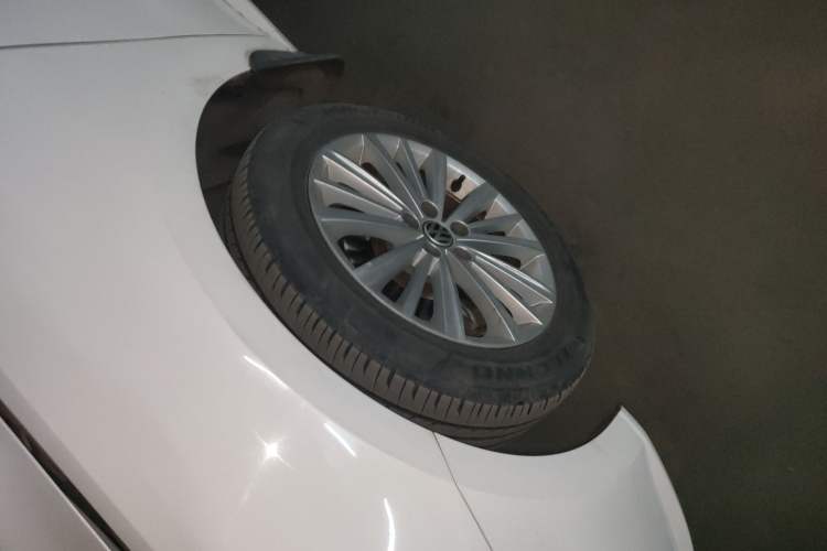 Used Volkswagen Gran Lavida 2013 1.6L Automatic Comfort Model