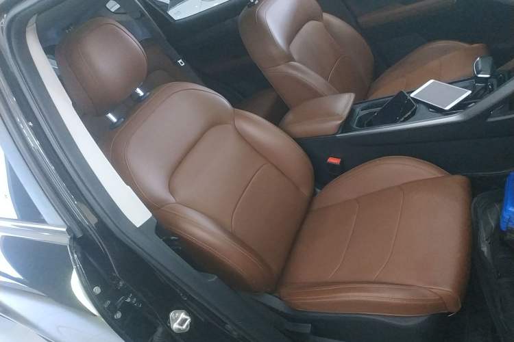 Used Geely Auto Vision X6 2021 PRO 1.4T Automatic Prestige Model
