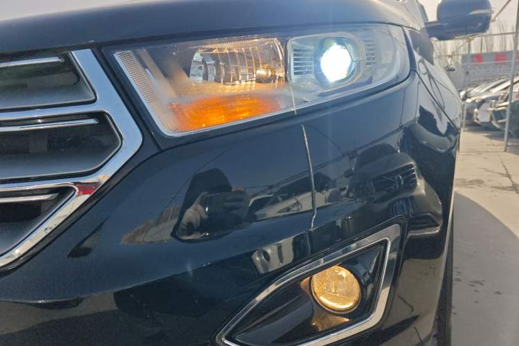 Used Ford Edge 2018 Facelifted EcoBoost 245 Two-Wheel-Drive Platinum Edition 5 Seats China V Emission Standard