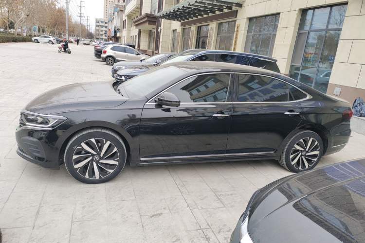 Used Volkswagen Passat 2024 330TSI Elite Edition
