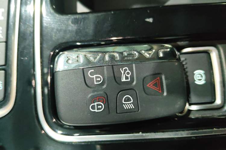 Used Jaguar XFL 2020 XFL 2.0T P200 Two-Wheel-Drive Elite Edition
