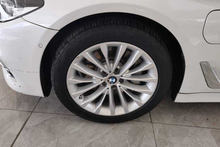 Used BMW 5 Series New Energy 2020 Mileage Upgrade Version 530Le Luxury Package
