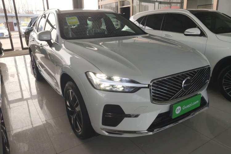 Used Volvo XC60 2026 B5 4x4 Smart Luxury Edition