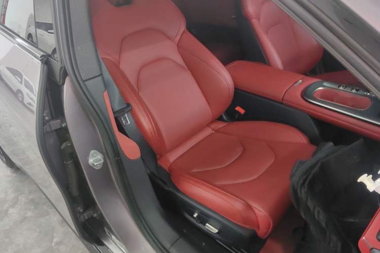 Used  SU7 2024 Rear-Drive Ultra-Long Range Advanced Pro-Level Intelligent Driving Version
