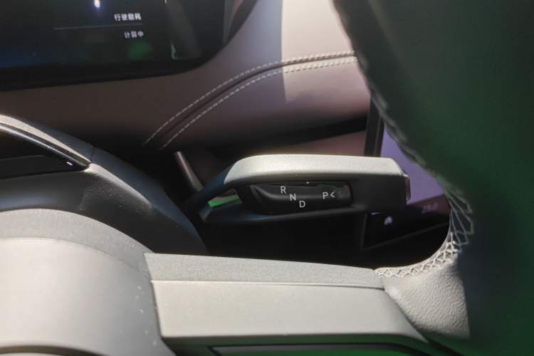 Used  SU7 2024 Rear-Drive Standard Founder Edition