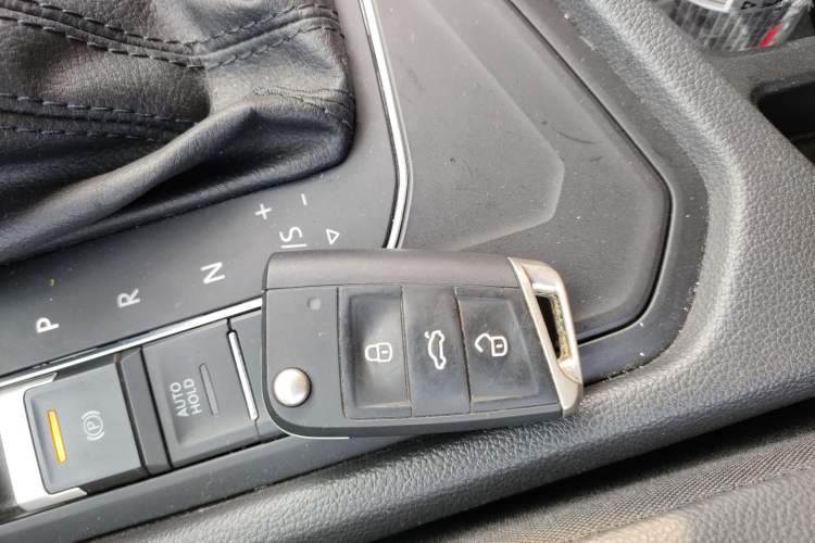 Used Volkswagen Tiguan L 2022 330TSI Automatic Two-Wheel Drive Comfort Edition
