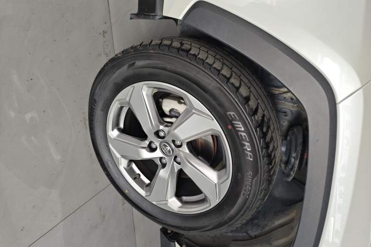 Used Toyota RAV4 2022 2.0L CVT Two-Wheel Drive Fashion Edition