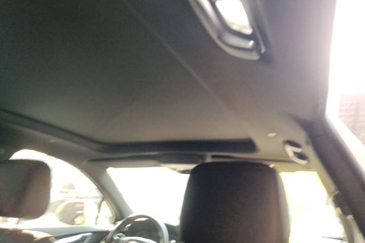 Used Cadillac XT5 2021 28T Luxury Version
