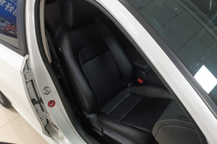 Used Honda Civic 2023 240TURBO CVT Dynamic Edition
