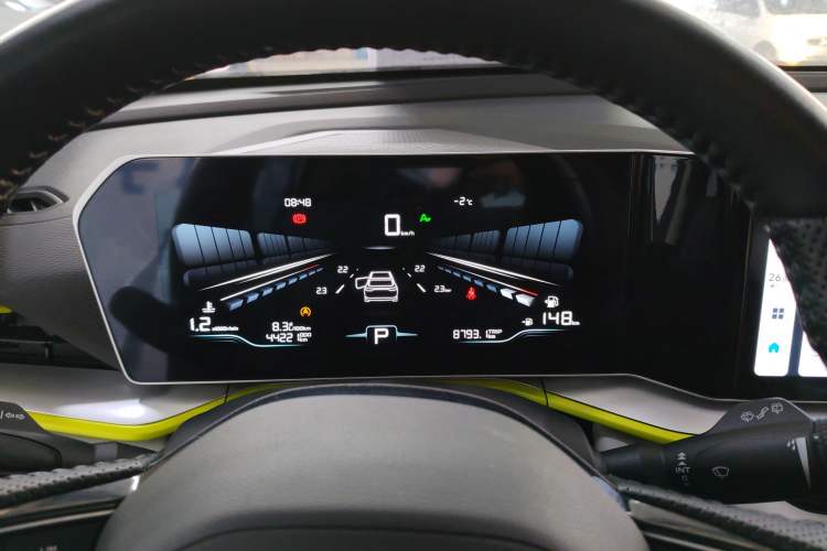 Used Geely Auto Coolray 2022 Bin Yue COOL 1.5TD DCT Hot Engine Edition