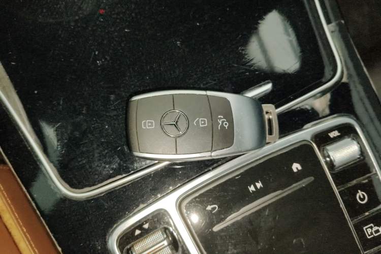 Used Mercedes-Benz GLC 2022 Refreshed GLC 260 L 4MATIC Dynamic Edition
