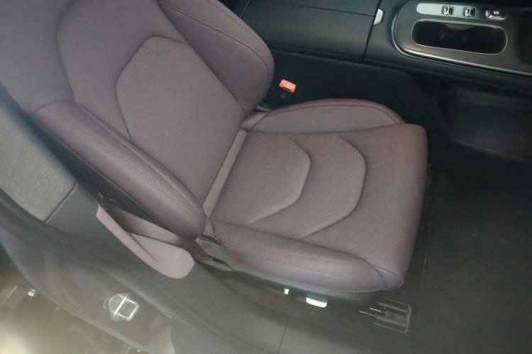 Used  SU7 2024 Rear-Drive Long-Range Intelligent Driving Version