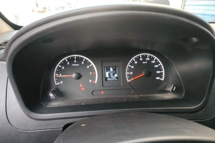 Used FORTHING Lingzhi PLUS 2022 Travel Edition 2.0L Manual Luxury Version 7 Seats