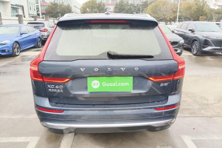 Used Volvo XC60 2023 B5 4x4 Smart Luxury Edition
