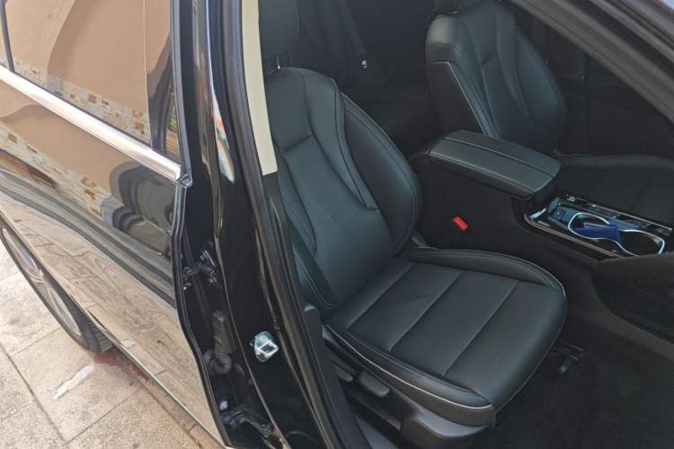 Used Buick Envision 2021 Encore Plus 652T Five-Seat Luxury Model
