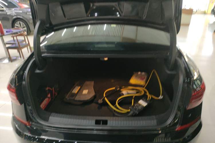 Used Volkswagen Passat New Energy 2020 430 PHEV Hybrid Luxury Edition China VI Standard
