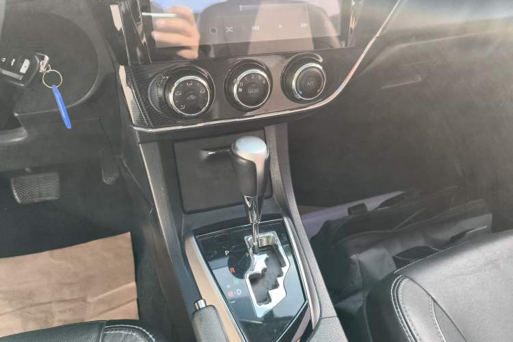 Used Toyota Corolla 2017 1.2T CVT GL-i Leather Edition
