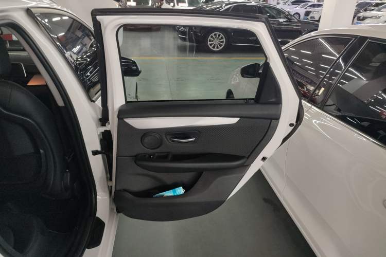 Used BMW 2 Series Active Tourer 2016 218i Fashion Model
