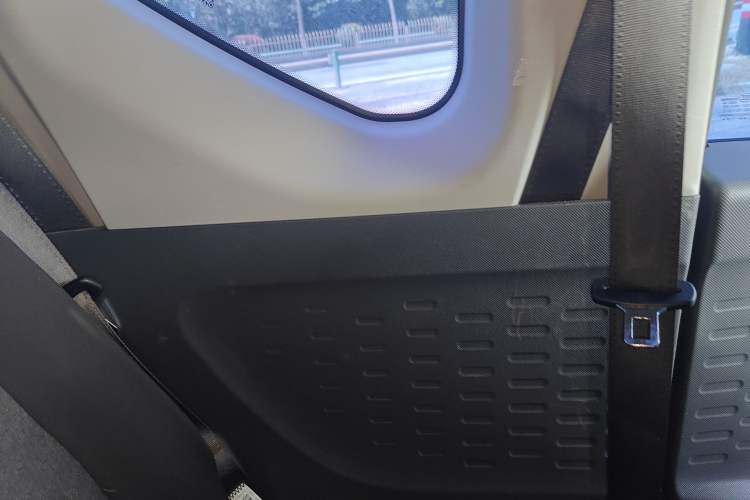 Used Wuling Hongguang MINIEV 2022 Macaron Premium Model – Lithium Iron Phosphate
