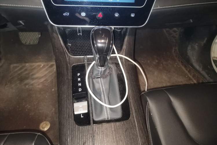 Used Venucia D60 2023 PLUS 1.6L XE CVT Trendy Edition
