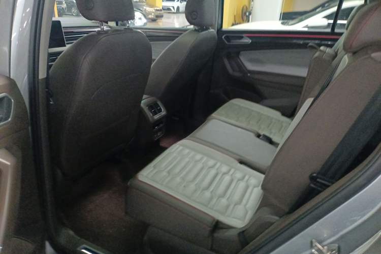 Used Volkswagen Tiguan L 2022 380TSI Automatic All-Wheel Drive R-Line Flagship 7-Seater