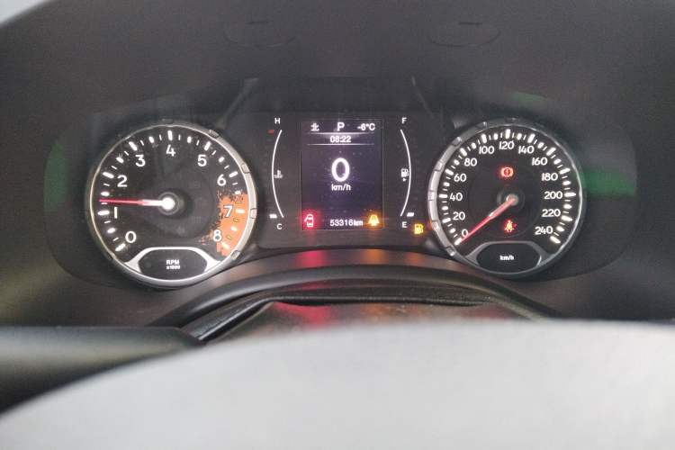 Used  Renegade 2018 Connected Large Screen Version 180T Automatic Kinetic Edition+