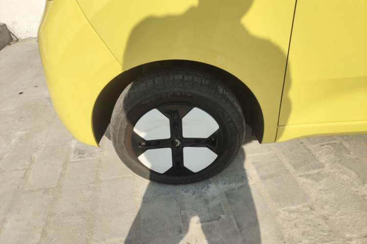 Used Wuling Hongguang MINIEV 2024 3rd Generation 215km Advanced Version
