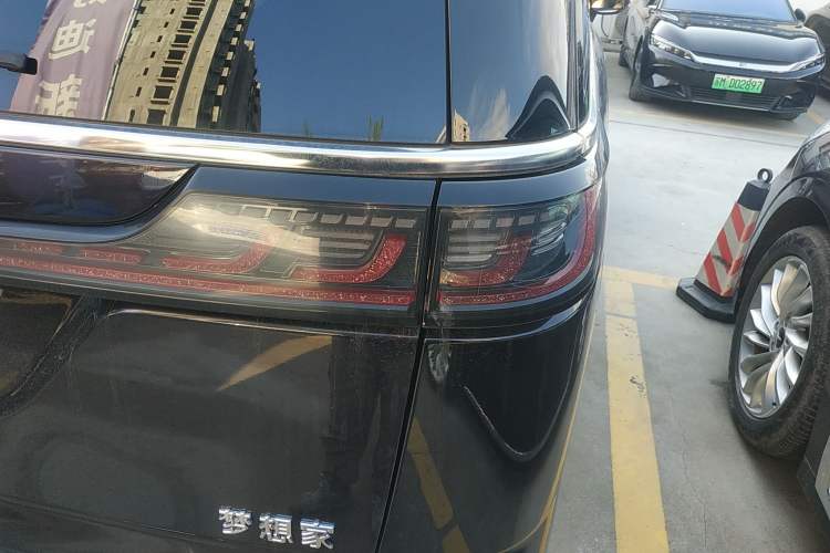 Used VOYAH Dream 2022 Low-Carbon Edition Plus Intelligent Driving Package
