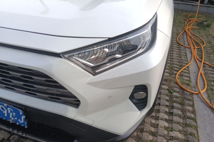 Used Toyota RAV4 2020 Dual-Motor 2.5L E-CVT Four-Wheel Drive Flagship Edition