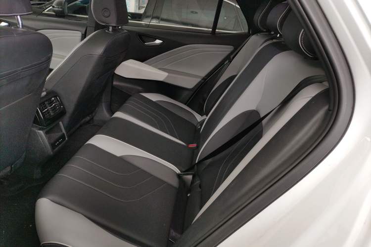 Used Volkswagen ID.3 2025 Smart Edition Ultra-Intelligent Oxygen Version
