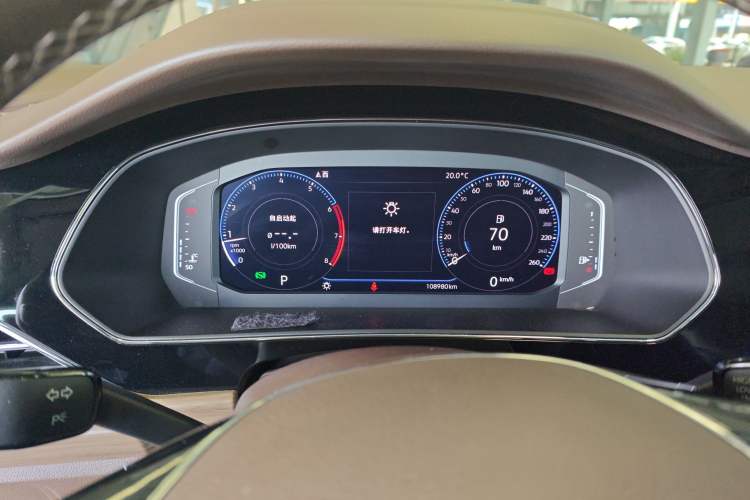 Used Volkswagen Passat 2019 330TSI Luxury Edition China VI Standard
