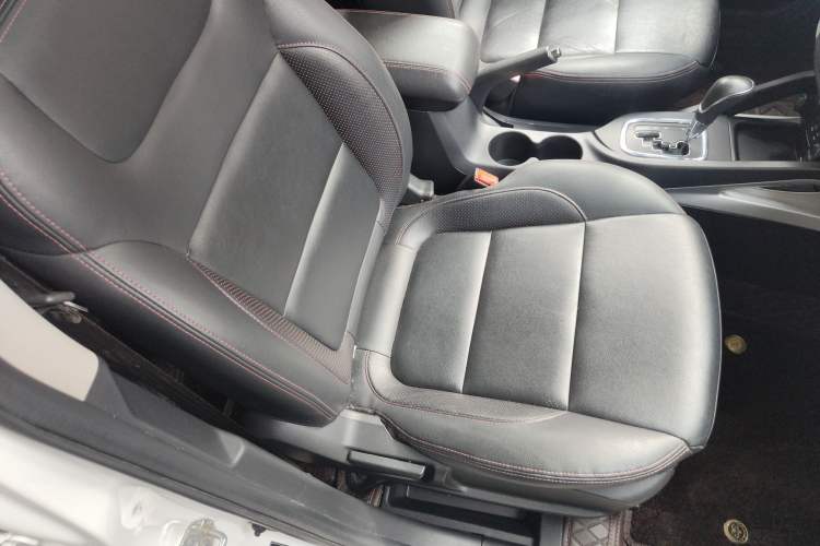 Used Changan CS35 2016 1.6L Automatic Luxury Model China IV Standard
