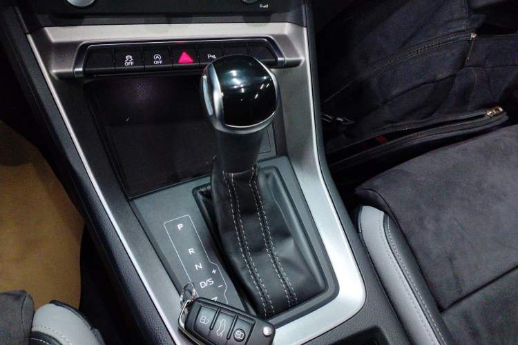 Used Audi Q3 2020 35 TFSI Fashion Dynamic Model
