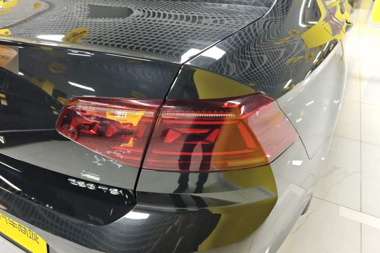 Used Volkswagen Magotan 2023 2 Million Units Limited-Edition 280TSI DSG Comfort Version
