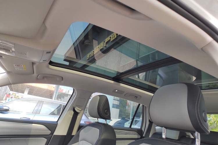 Used Volkswagen Tayron 2023 Revised Version 380TSI All-Wheel Drive R-Line High-Energy Edition
