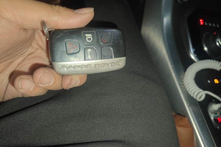 Used Land Rover Range Rover Evoque 2017 2.0T PURE Style Edition
