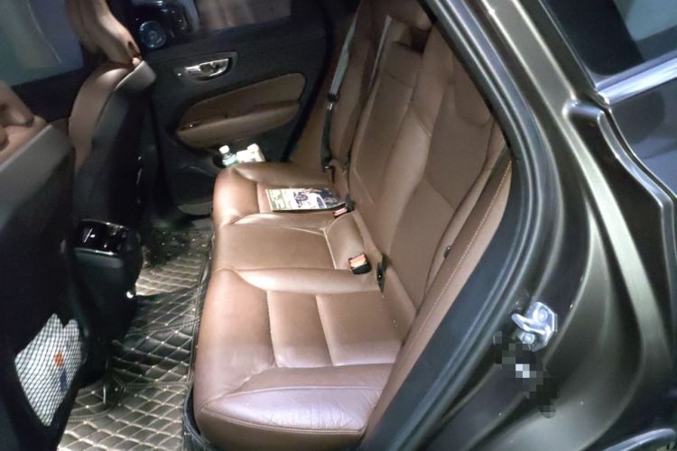 Used Volvo XC60 2019 T5 4x4 Zhiya Luxury Edition China V Standard
