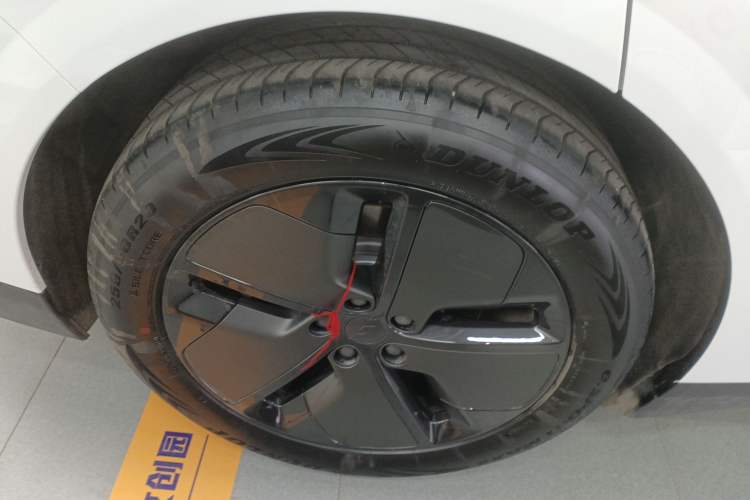 Used Li Auto Li Auto i6 2025 Model Two-Wheel-Drive Standard Type