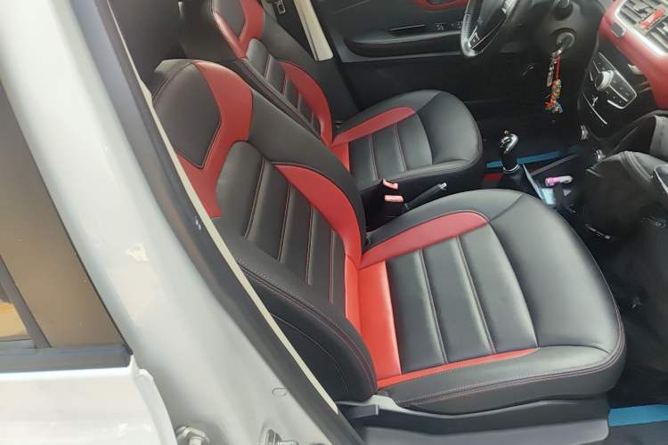 Used Haval H1 2015 1.5L Manual Luxury Model