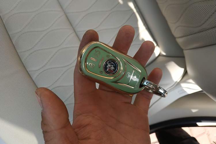 Used Buick Enclave 2020 28T All-Wheel Drive Avenir
