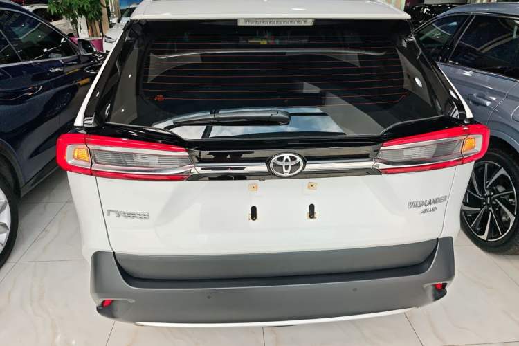 Used Toyota Wildlander 2022 2.0L CVT 4x4 Luxury PLUS Edition
