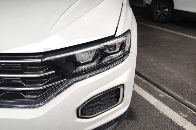 Used Volkswagen T-ROC 2020 230TSI DSG Two-Wheel Drive Advanced Version