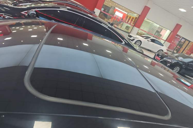 Used Toyota Camry 2021 2.0G Luxury Edition
