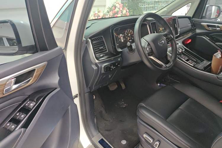 Used GAC Trumpchi M8 2023 Lingxiu Series 390T Prestige Edition
